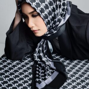 S&L Monogram square shawl in Black