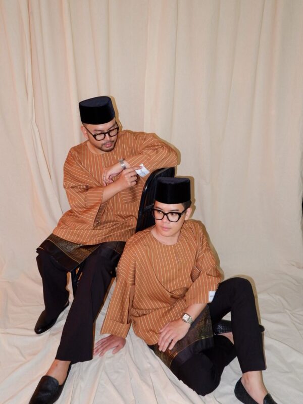 HAMKA JALUR IN COKLAT TANAH TANDUS